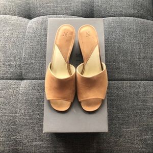 Nisolo Elizabeth Slide Tan Leather Mules